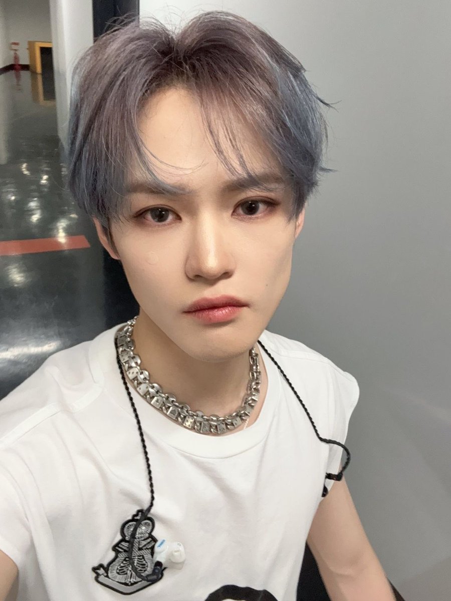 OiiCli's tweet photo. 진짜 젤루 좋아하는 셀카 https://t.co/MqSmeGkD5I