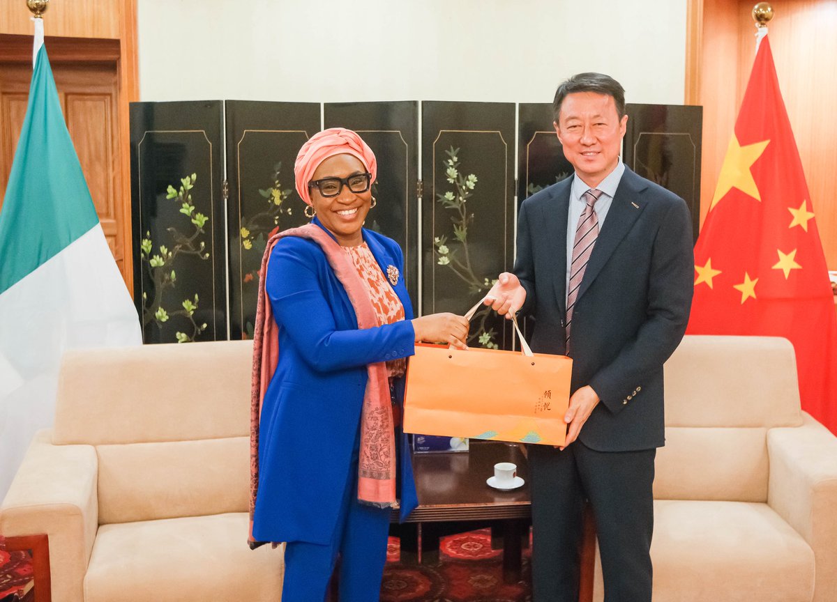 DrMashaMariam's tweet photo. Engaged in a productive meeting with His Excellency @YDunhai Ambassador Extraordinary and Plenipotentiary of the People’s Republic of China to Nigeria to explore structured, long-term institutional cooperation between Nigeria and China. https://t.co/wZmLAGOl5z