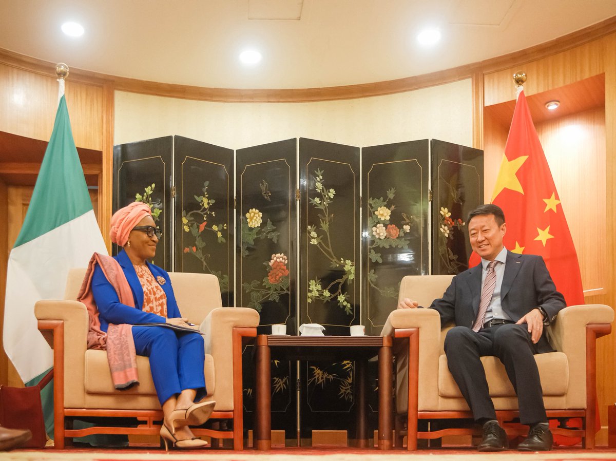 DrMashaMariam's tweet photo. Engaged in a productive meeting with His Excellency @YDunhai Ambassador Extraordinary and Plenipotentiary of the People’s Republic of China to Nigeria to explore structured, long-term institutional cooperation between Nigeria and China. https://t.co/wZmLAGOl5z