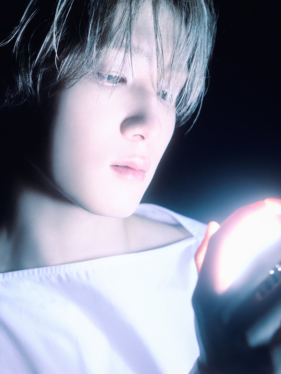 P1H_official's tweet photo. CONCEPT PHOTO #2 SOUL

➕ RELEASE 2026.03.12 6PM (KST)

TRACE THE LIGHT : https://t.co/vteXRi8WkM

#P1Harmony #피원하모니 #UNIQUE https://t.co/oROo3xg6wl