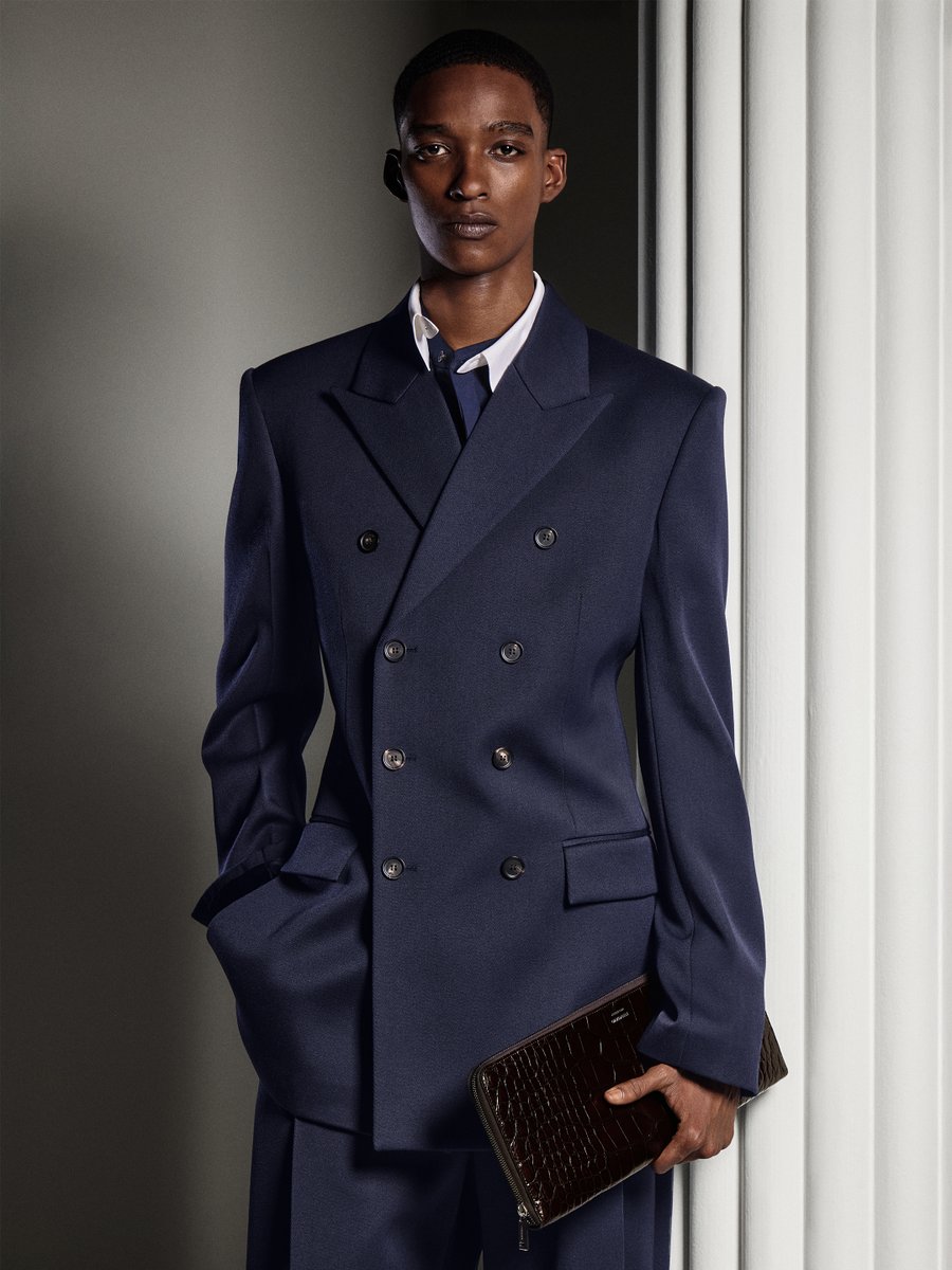 FERRAGAMO tweet media