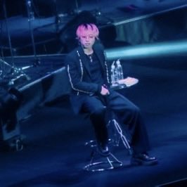 moooooe.🐬🩵 tweet media