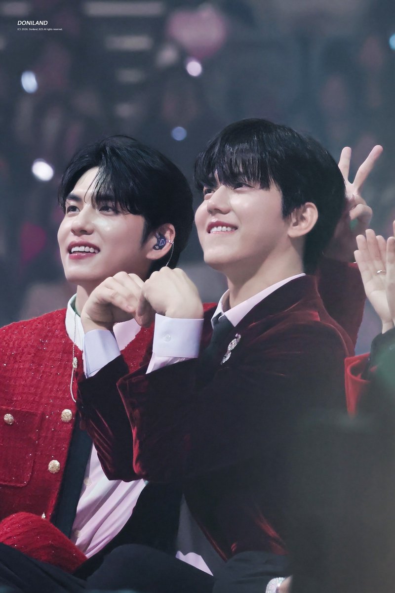 251220 DAY6 The Present 

구막현막 귀엽당

#데이식스 #DAY6 #도운 #원필 #DOWOON #WONPIL