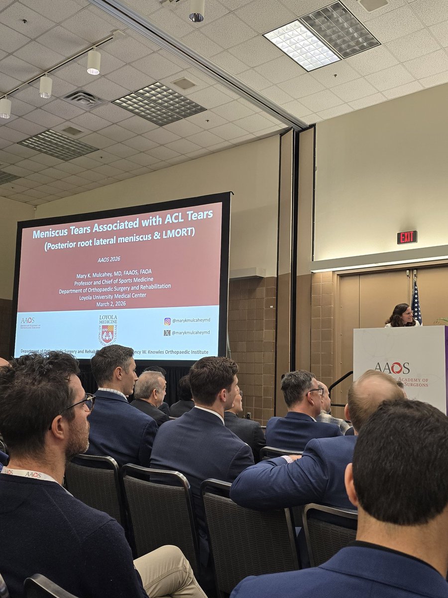 marykmulcaheymd's tweet photo. Excellent discussion about the management of complex meniscal pathology at #AAOS2026! Thanks @DrNickColyvas for organizing this great session!

#sportssurgeons #savethemeniscus @LoyolaOrthoRes https://t.co/huNRuzH1AZ