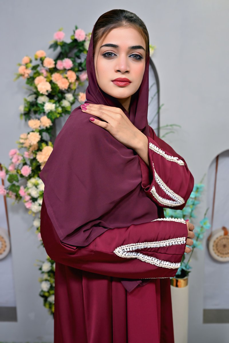 elifnurworld's tweet image. Ruby Elegance Abaya
#ModestStyle
 #ModestChic
 #AbayaLook
 #OotdModest
 #ModestOutfit
 #AbayaOutfit
 #HijabStyleDaily
 #MuslimahStyle
