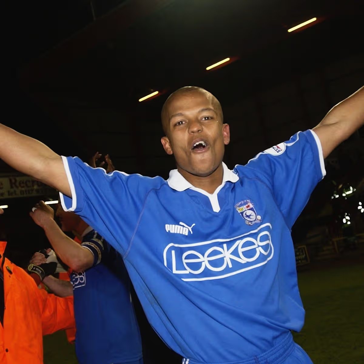 Bluebirds Past tweet media