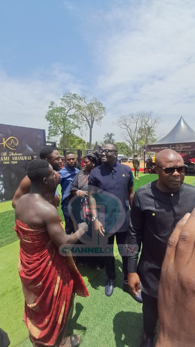 Channel1TVGHA's tweet photo. [PHOTOS]: Bola Ray is present to lend his full support and solidarity to CEO of GoldBod, Sammy Gyamfi at the one-week observation of his late father-in-law, Andrews Kwame Amankwah.

#ChannelOneNews #GhanaNews #Memorial #ChannelOneTV #BolaRay https://t.co/H6WXEOEhxi