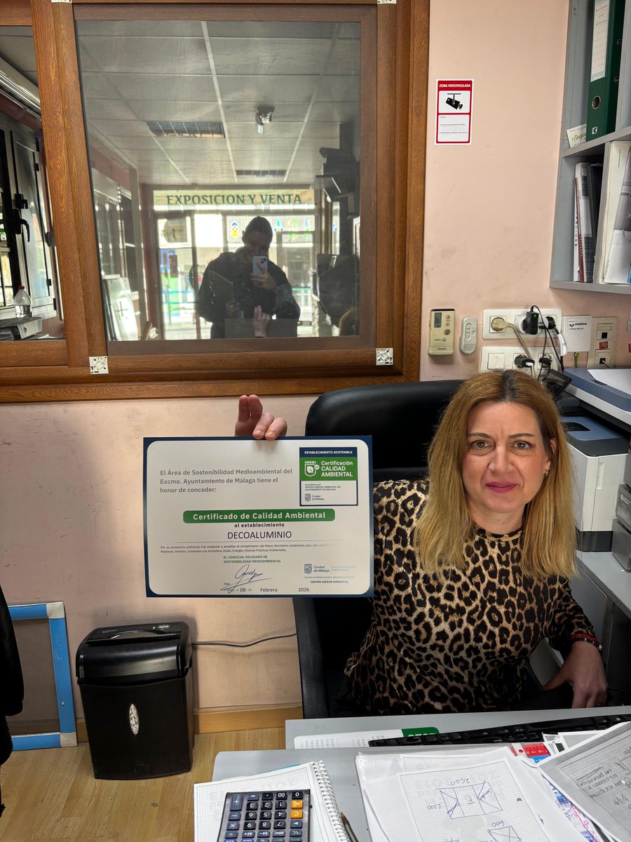 CAAMalaga's tweet photo. Damos la enhorabuena a:
🎸Organigrama
👂🏼Audiosalud
🦾Ortopedia Rico Nestares
🪟Decoaluminio

Establecimientos del @Distrito6M que forman parte de la #RedDeEstablecimientosSostenibles https://t.co/atuDIreu3d
