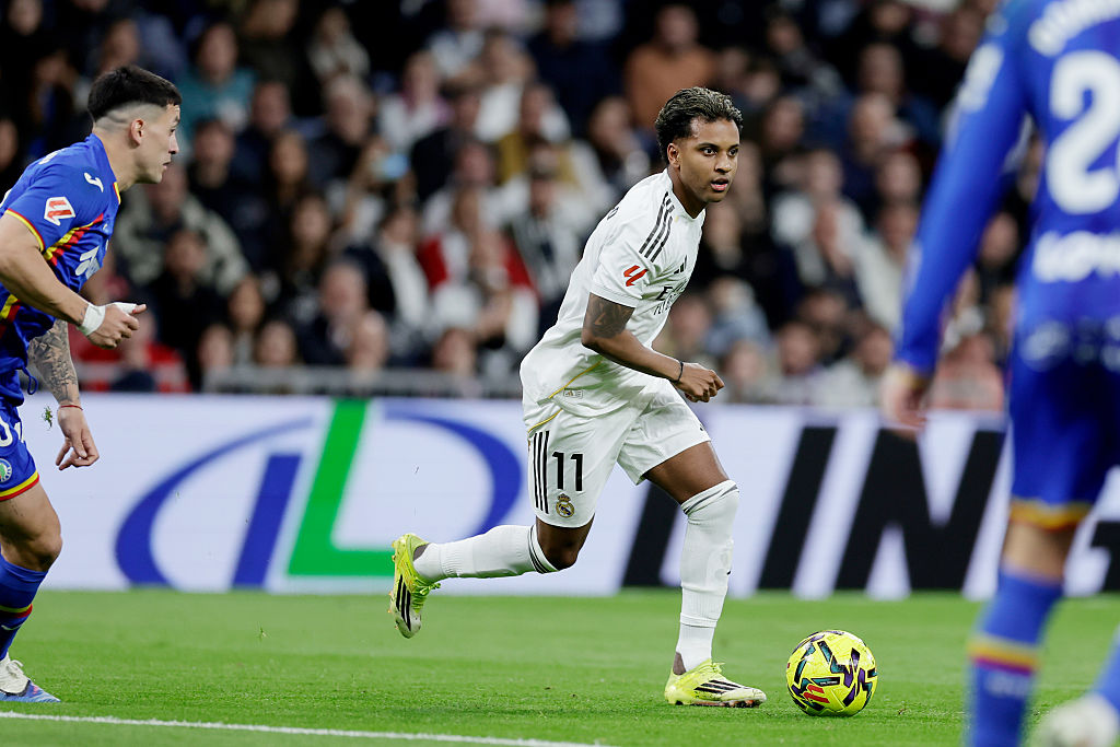 🚨 Rodrygo rompe ligamento do joelho e está fora da Copa do Mundo, diz imprensa europeia

Segundo jornal Marca, da Espanha, atacante do Real Madrid e da Seleção ficará afastado do restante da temporada ➡️ glo.bo/40DqgF5

📸 Getty Images