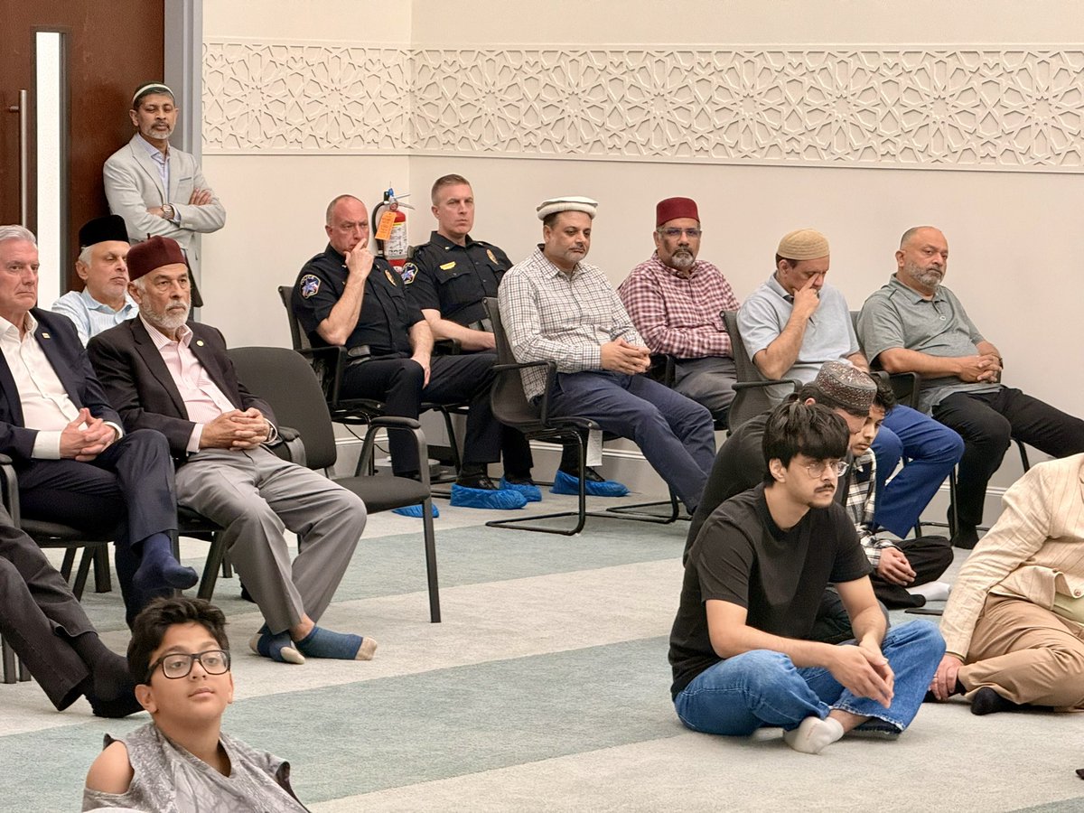 Ahmadiyya Muslim Community Dallas tweet media