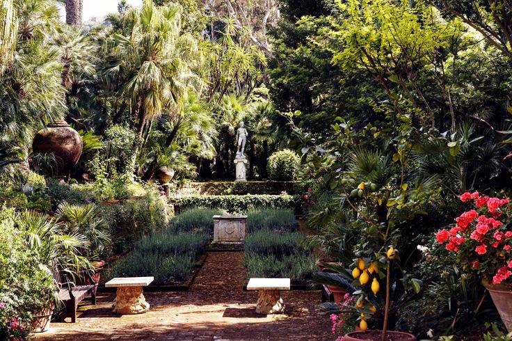 etheravibe's tweet photo. Villa Astor, Sorrento https://t.co/q4fLDfQCh0