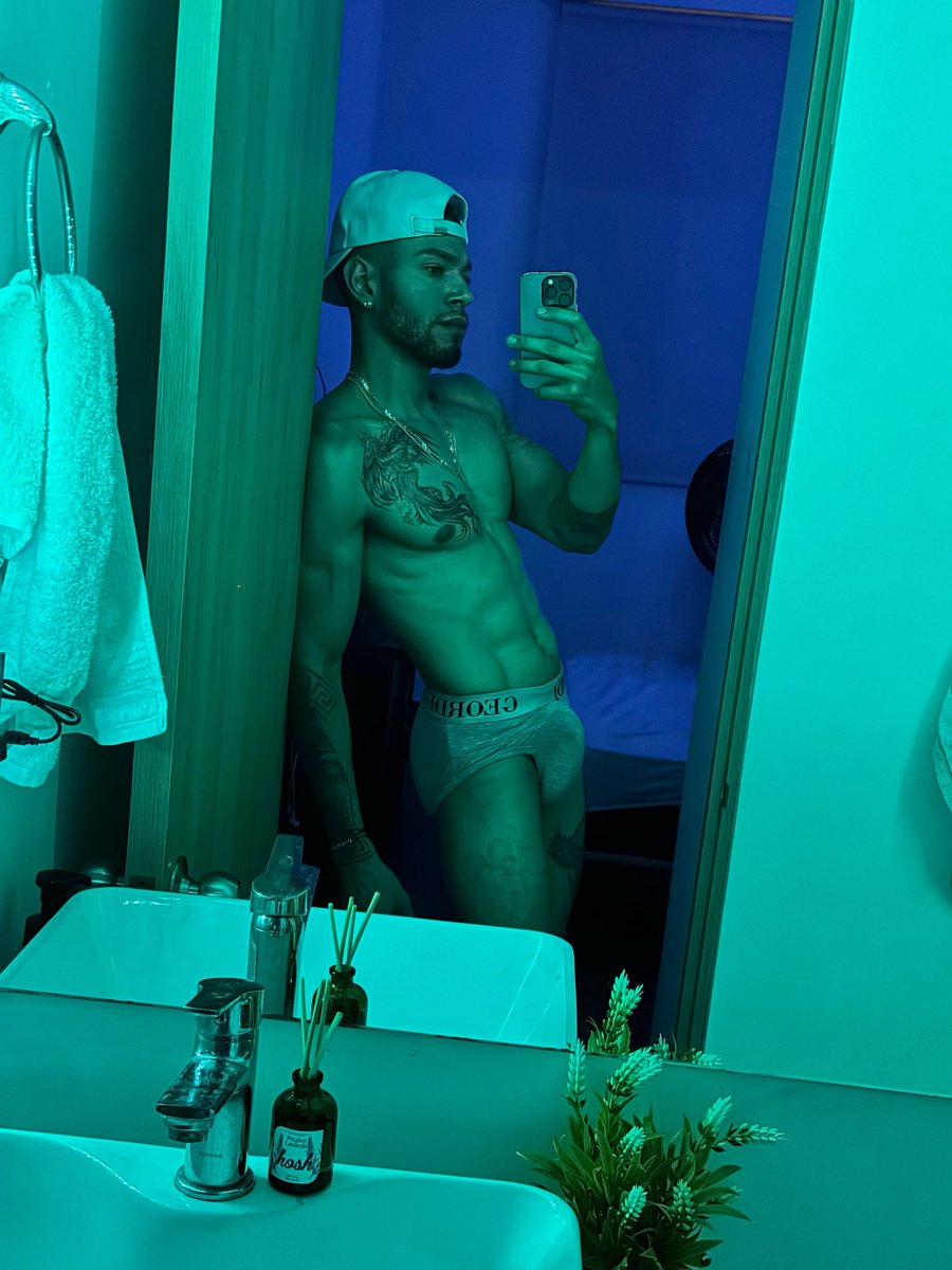 Lui Cast tweet media