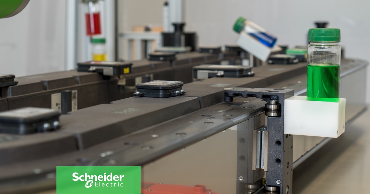 SchneiderSwiss's tweet photo. Das Transportsystem Lexium MC12 multi carrier aus dem Hause Schneider Electric – der "Game-Changer" in der Maschinenkonstruktion! Laden Sie sich unseren Katalog herunter und erfahren Sie die Details 👉 https://t.co/orvxLqeRWn
#SmartMachine #Industrie40 #Automatisierung https://t.co/HbVwEMNFWc