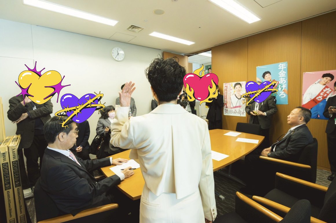 fumiyo_fukuoka's tweet photo. 絶対に騙されてはいけないよ。
ほら見てごらんよ。
何が抑止力だよ。

武器を作ったら、絶対に使うんだよ。
そしたらどうなる？？

自衛官どころか、大勢の人間が、
多くの子どもたちの命が
一気に奪われるんだよ。

お米を作ったら、絶対に食べるんだよ。
そしたらどうなる？？

自衛官含めた大勢の人間の、
多くの子どもたちのお腹が
たっぷり満たされるんだよ。

政治がやらなきゃならないことは
平和を守る為の徹底した平和外交と
飢えさせない為の食料自給率向上と
生存権を守る為の25条保障。

#消費税廃止
#社会保険料減免
#全国民に現金給付
#武器よりお米

バッジをつけた全ての国会議員たちは
国費で貰った議員手帳の1ページ目に記載された、日本国憲法前文を音読して下さい。