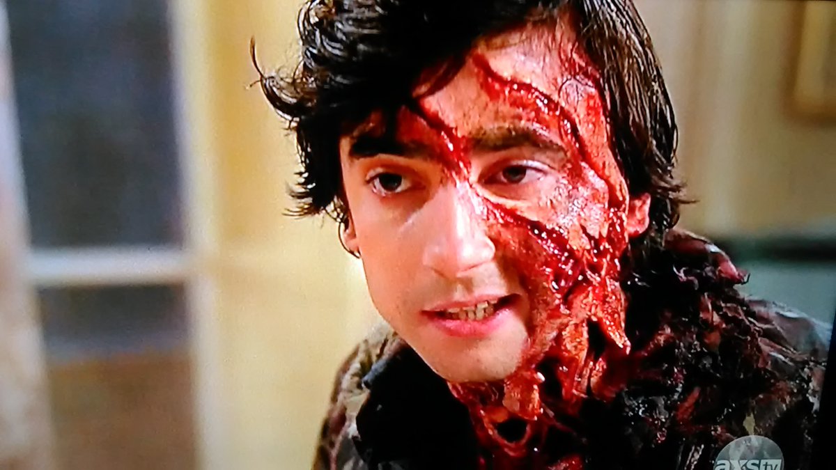 𝔰𝔫𝔞𝔨𝔢𝔰 tweet media