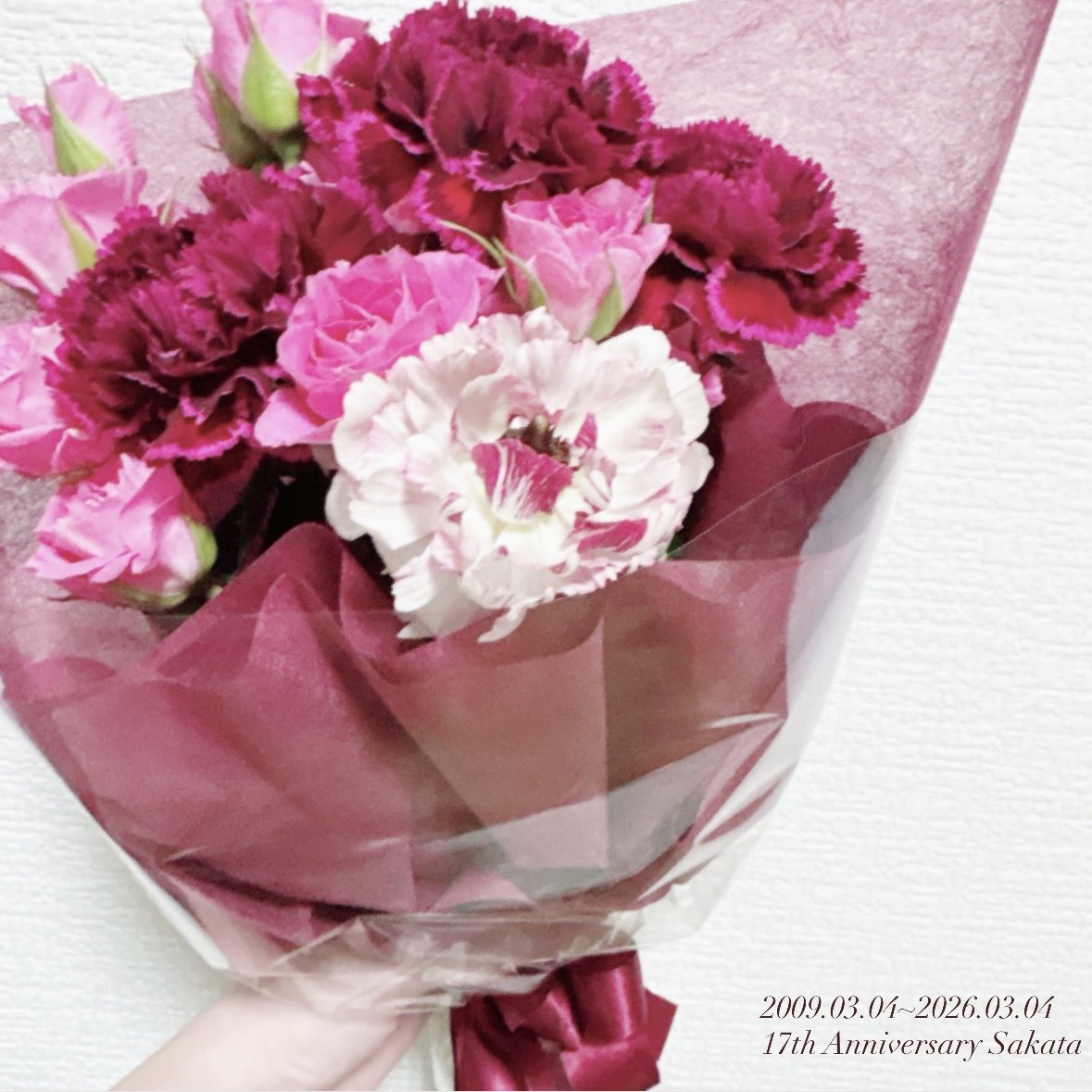 ~ Sakata 17th Anniversary ~

いつだって帰る場所をくれて
守ってくれる坂田さんに恋焦がれてるよ

これからも 末永く貴方の傍にいられますように

ありがとう 君が好きだよ

一生分の愛を込めて✎𓂃𓈒𓏸

 #あほの坂田活動17周年
 #あほの坂田17周年
 #となりの坂田活動17周年
 #となりの坂田17周年