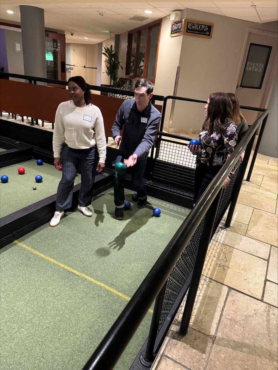 Advantage Capital tweet media