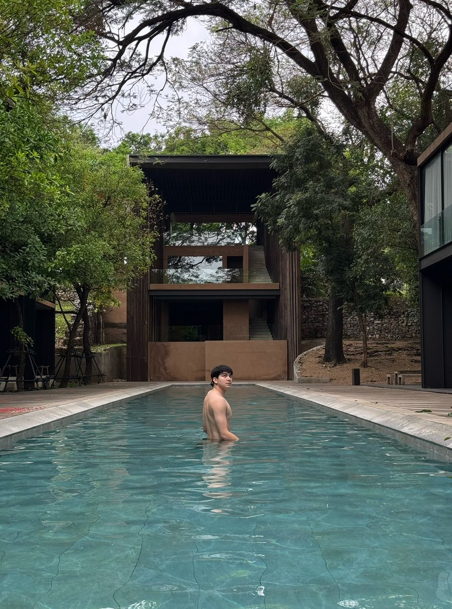 สตรอง tweet media