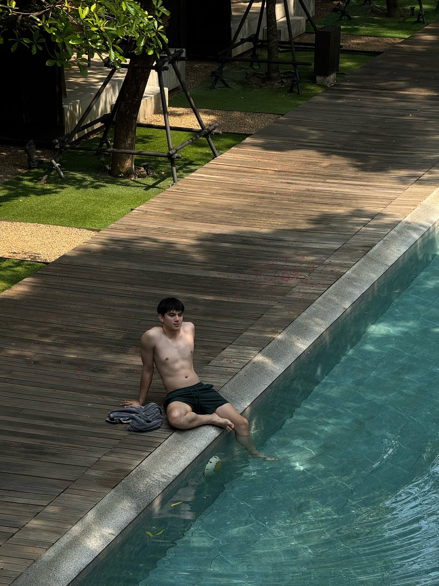 สตรอง tweet media