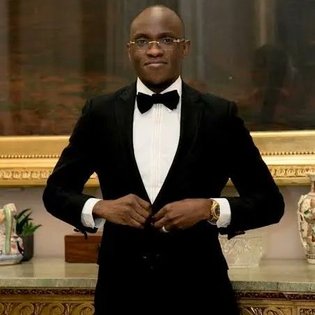 yabaleftonline's tweet photo. The White man wrote the Bible to make us submit to him. Christianity is a social construct — Pastor Tobi Adegboyega https://t.co/GqtVN54cKQ