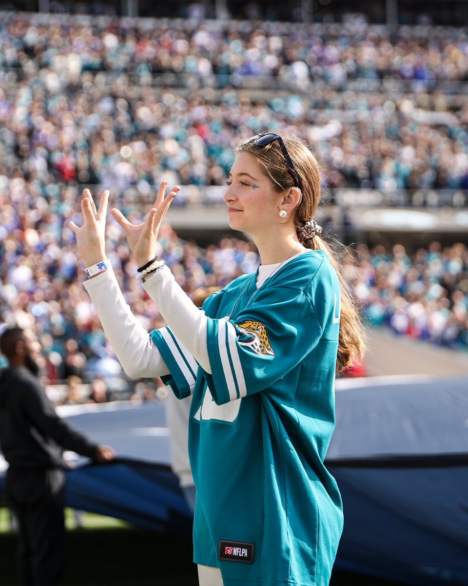 EverBank Stadium tweet media