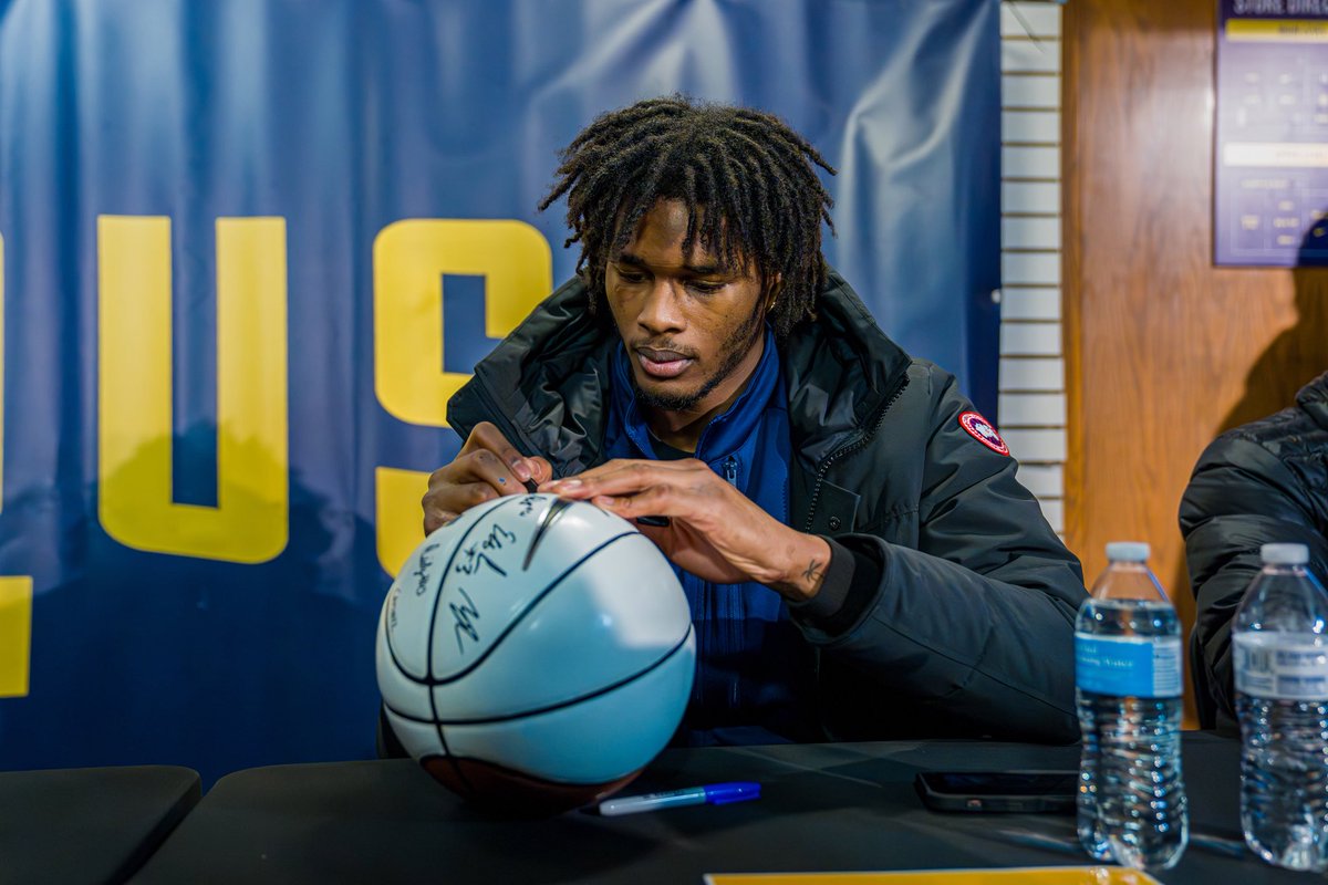 Champions Circle tweet media