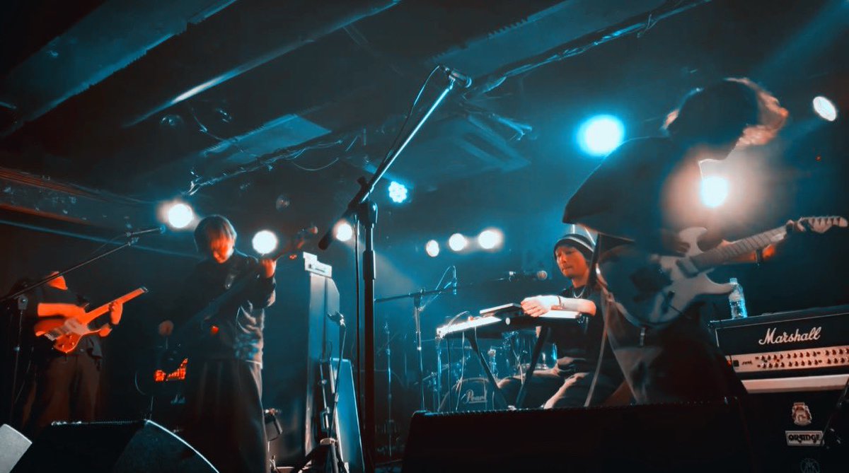 eskamila_japan's tweet photo. ■セットリスト■

2026.03.01 鶴舞DAYTRIP

1. HomeComing
2. DAWN
3. 無題
4. 714
5. Sunset Blue https://t.co/q72tkOVJdG
