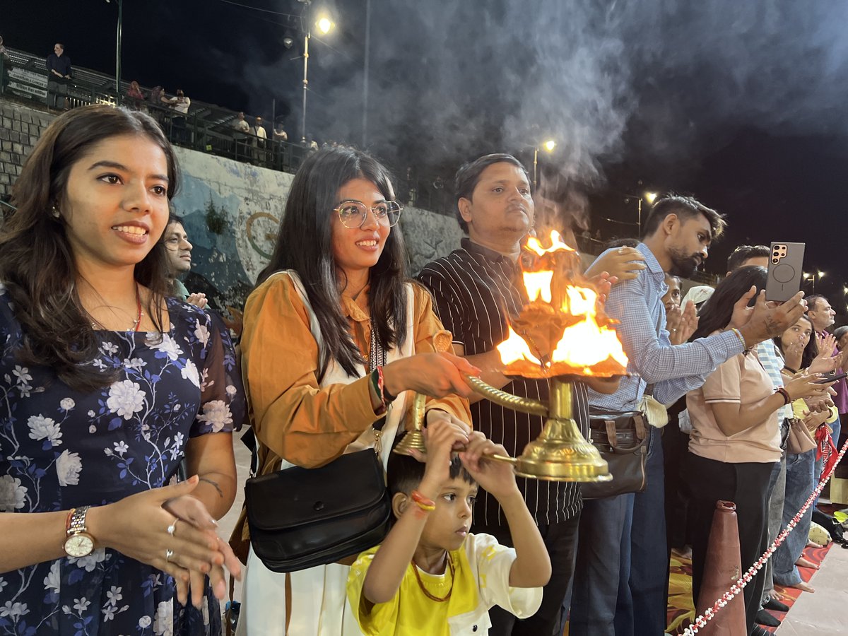 Rishikeshdham's tweet photo. Memory of 03.03.2026 Daily #GangaAarti at Shree Swaminarayan Ghat with Mediation. Since 2002 | Managed by Rishikesh Dham  👤Co-founder: Shree Sunil Bhagat  📷#SpiritualIndia #SunilBhagat #RishikeshDham #ganges https://t.co/HBvJqELQYL