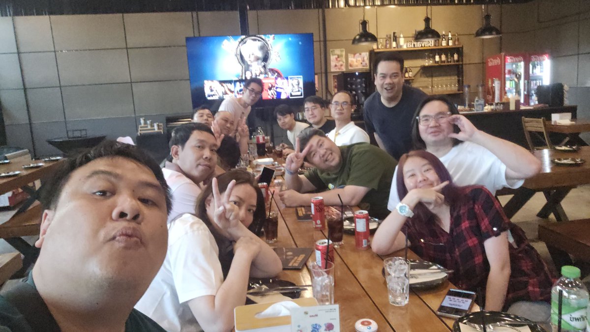 「Just Mo」 วังระเบิดเปนโกโก้ครั้นช์ 💥 tweet media