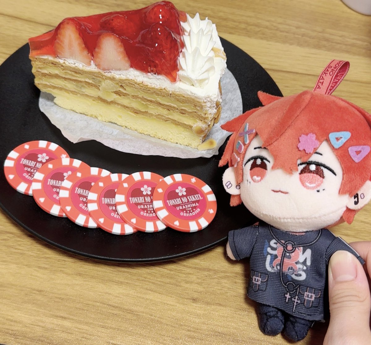 活動17周年おめでとうございます🎉
ずっと応援するから、ずっと続けてくれるといいな。
#坂田です 
#あほの坂田17周年
#となりの坂田17周年