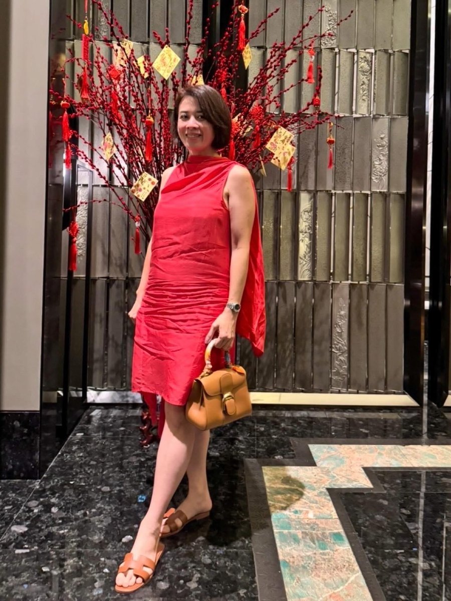 JaniferQueen's tweet photo. Simple reflection Chinese New Year 2026.

It’s all about presence. Being here. Being grateful.

A quiet moments that truly matter.
Family - Conversations -❤️.

愿我们活在当下。

#CNY2026 #Presence #Grateful #元宵节 #janiferqueen https://t.co/pvmvAxAEvJ