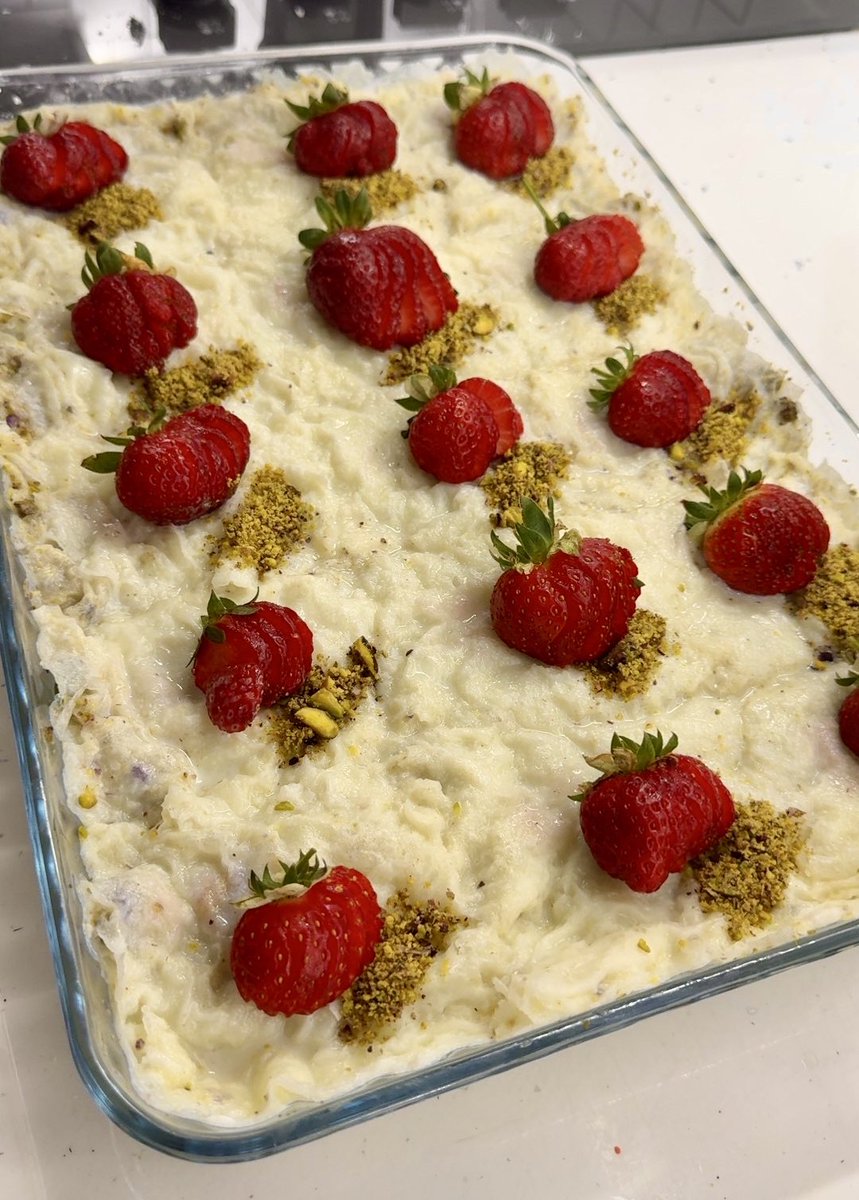 emineakbas__'s tweet photo. Daha iyisi varmı ? Sanmam. 🫠🤩 🍓 https://t.co/PaGh87trXX