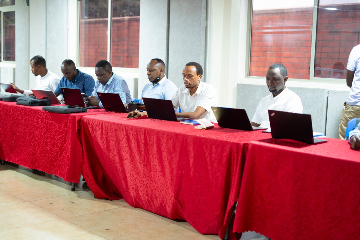 iLead Rwanda tweet media