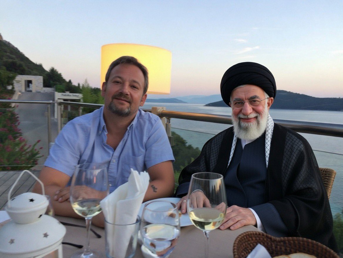 <a href="/GreenJennyJones/">Jenny Jones</a> <a href="/MothinAli/">Mothin Ali</a> That’s just precious, Jenny. Me &amp; Kha-Kha in happier times…