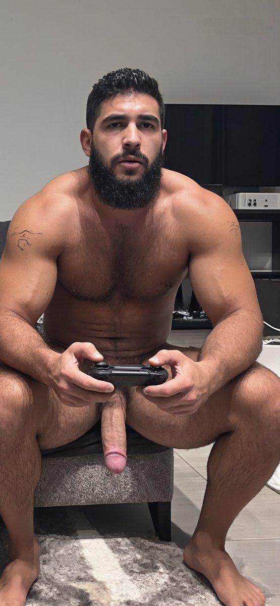 baddestdaddiesx's tweet photo. Comment ‘YES’ if you want to play with him😉 https://t.co/JaAoA1PenS