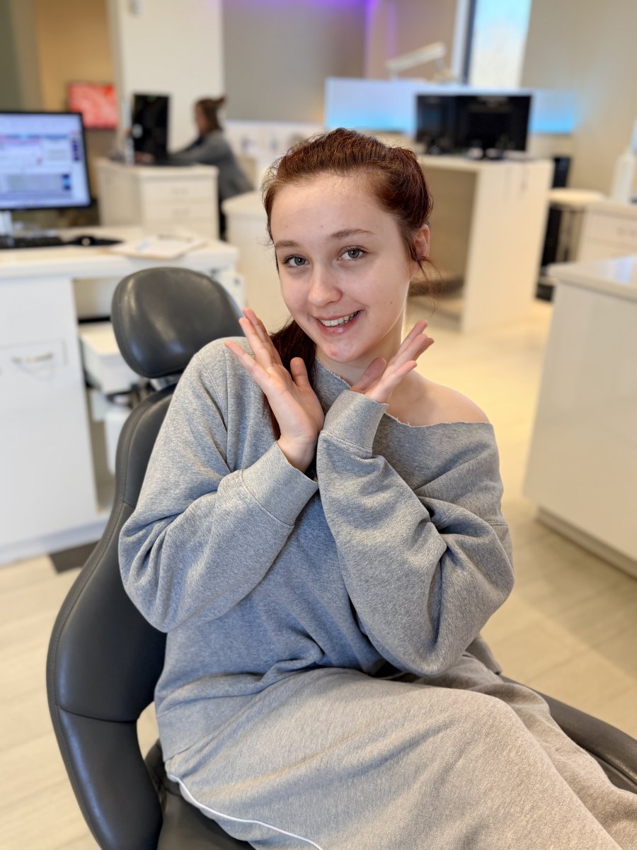 Final records day! 🙌
Documenting a beautifully aligned, confident smile. 😃 
.
#orthodonticassociates #invisalignsmile #oasmiles #edmondok