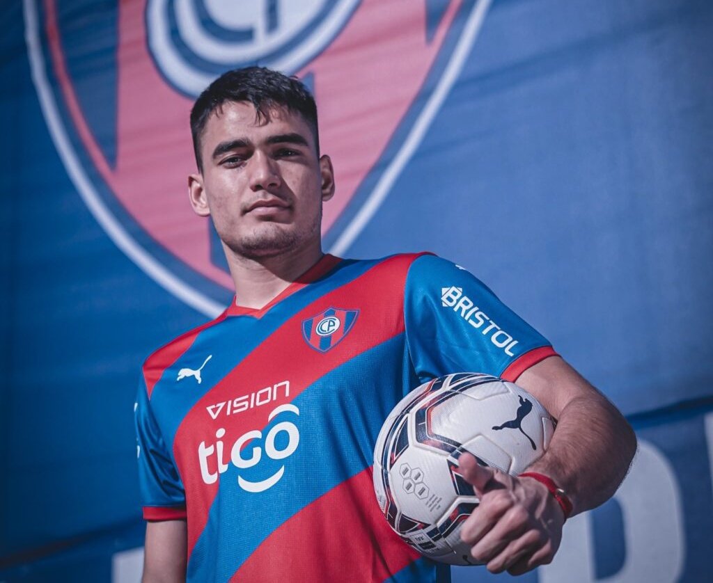 "Me niego a jugar el Mundial en Estados Unidos si no detienen esta guerra contra Irán".

- Wilder Viera