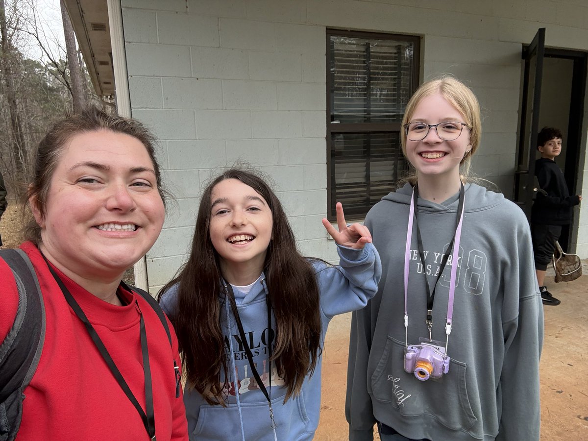 Danielle Combs tweet media