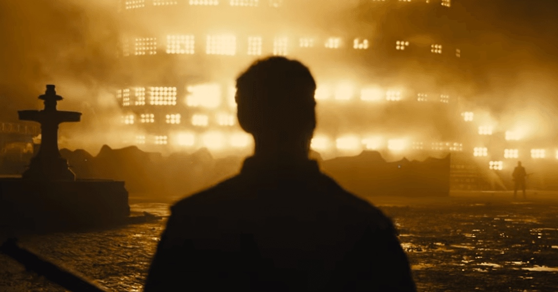 FilmEmporium's tweet image. Discover the artistry of Roger Deakins! 🎥✨ How has his work inspired your perspective on film? Share your thoughts! #RogerDeakins #Cinematography #FilmInspiration 
vist.ly/4tje3