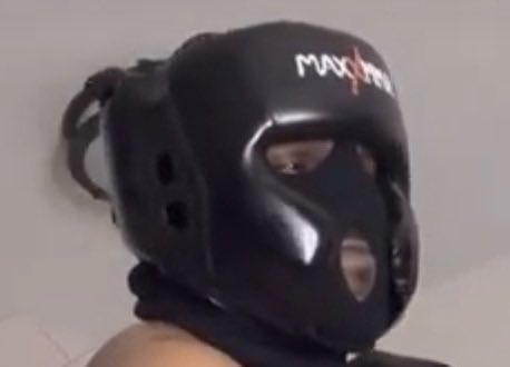 TimbsDaButt tweet media