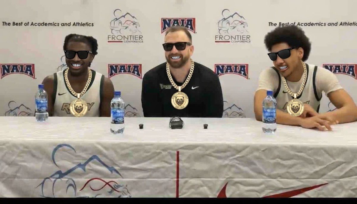 Mexican Bear tweet media