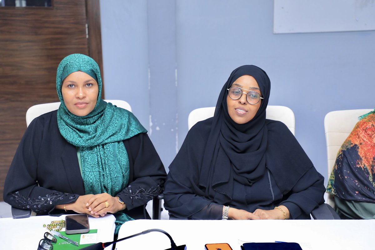 MohamedHRoble's tweet photo. 𝗕𝗜𝗦𝗠𝗜𝗟𝗟𝗔𝗛
We undertook a visit to express our solidarity with the Members of Parliament who were unable to proceed with their planned consultative visit to their electoral constituency in Garowe, Puntland.
We view this development with concern, as such actions may have implications for national unity and stability. The ability of Members of Parliament to engage freely with their constituents is fundamental to the effective functioning of democratic institutions and is safeguarded under the Constitution of the Federal Republic of Somalia.
We therefore call upon the leadership of the Federal Government to uphold constitutional principles and ensure respect for institutional processes. Furthermore, we encourage that priority be given to the urgent humanitarian needs of citizens affected by the ongoing drought, and to redirect the funds allocated to the approval of an unconsented constitutional process toward supporting vulnerable and disadvantaged communities.