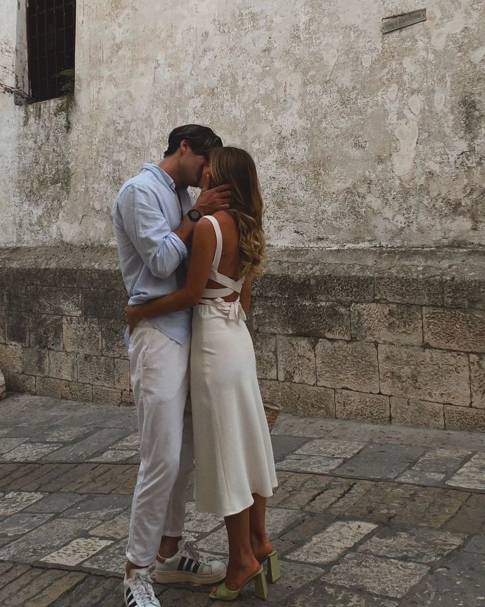 loveucouple's tweet photo. https://t.co/5mx6W7memS