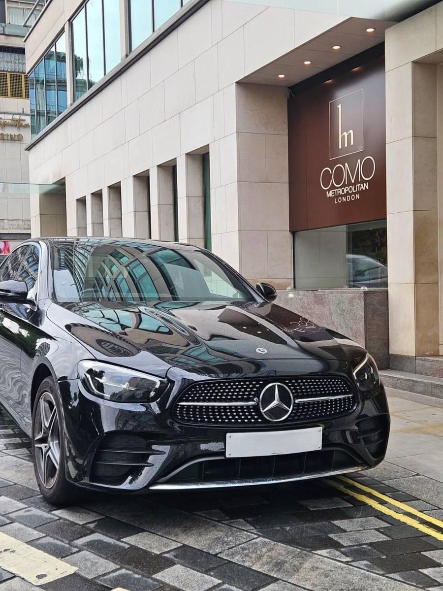 247londonairpo1's tweet image. Your professional journey deserves comfort. 🚘
Choose our Mercedes E-Class Chauffeur Service in London — ideal for airport, corporate, and VIP transfers.
🔗 Reserve now: 247london-airport-transfers.co.uk/our-cars/merce…
#LuxuryTravel #ChauffeurService #LondonLuxury #MercedesEClass