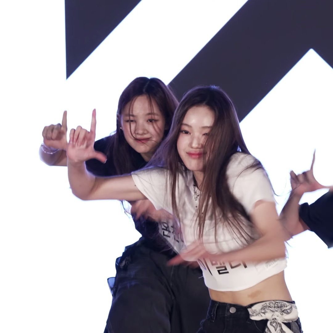 Kpop Charts tweet media