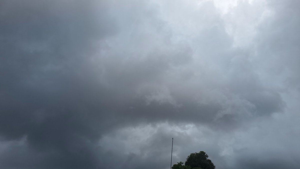 Como tá o céu aí?