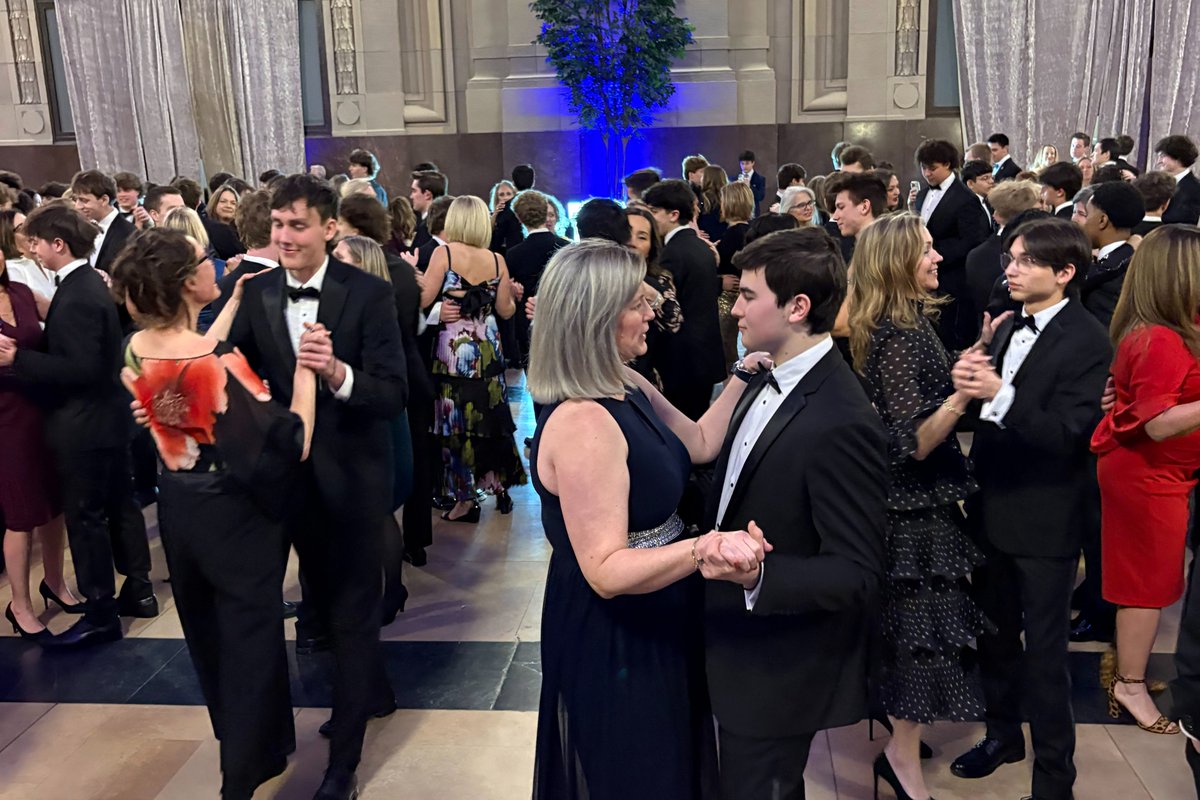 RockhurstHS's tweet photo. Union Station was rockin' last Sunday at the 2026 Mother Son Dinner Dance! More than 1,000 Hawklets and Rock Moms enjoyed a special evening together ("Mom Prom") that has been a Rockhurst High School tradition since 1987.
(1/3) https://t.co/ToYuohMhkE