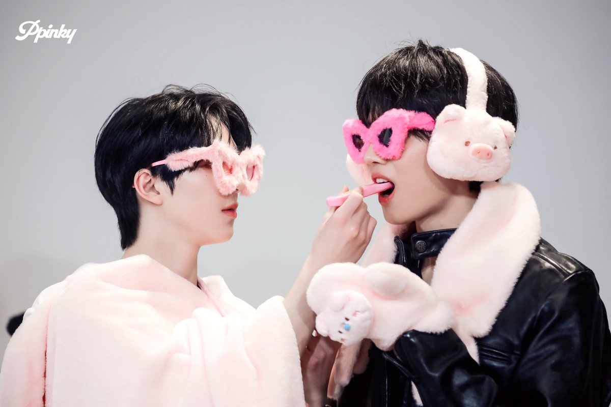 ppinky111's tweet photo. 260302

#장용훈 #백준혁 #아이딧 #IDID https://t.co/JjPpKgqEdC