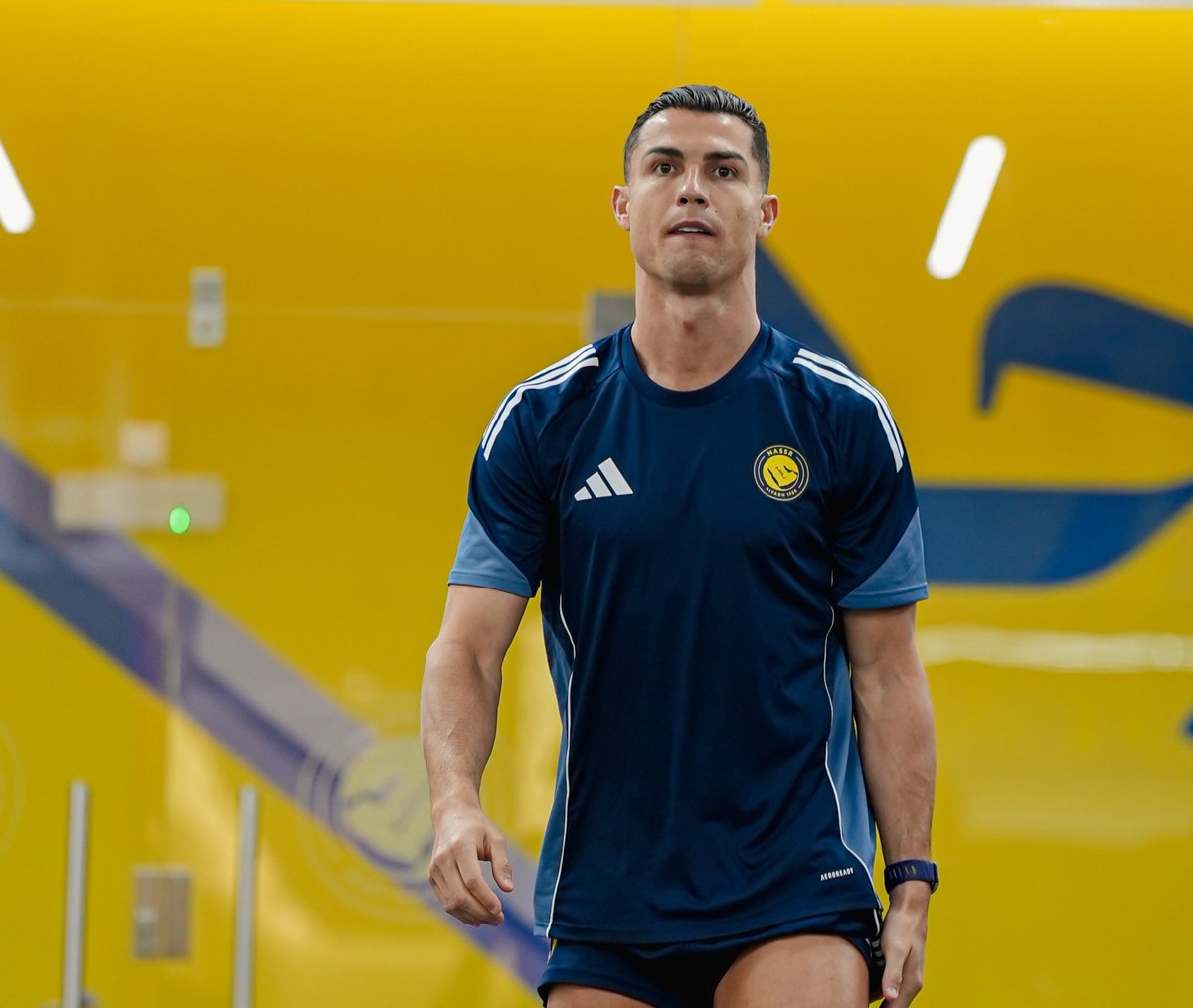 All the rumors about Cristiano Ronaldo leaving Saudi Arabia are not true.

Cristiano Ronaldo is in Riyadh and training normally with Al Nassr 🟡✅

The situation in Saudi Arabia is safe and stable 💚🇸🇦