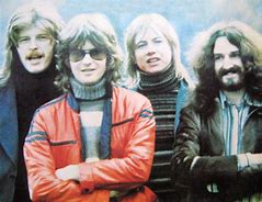 radiorockuk's tweet photo. Coming Up on Radio Rock UK https://t.co/Po8mMyKyEh
Barclay James Harvest - In My Life
#ProgressiveRock #BritishProg #RockProgressif #RockProgressive #BarclayJamesHarvest #BJH #jlbjh #JohnLees #WoollyWolstenholme #MelPritchard #LesHolroyd #ProgRock #OnlineListen #ClassicProg https://t.co/DJgoH7tmNL